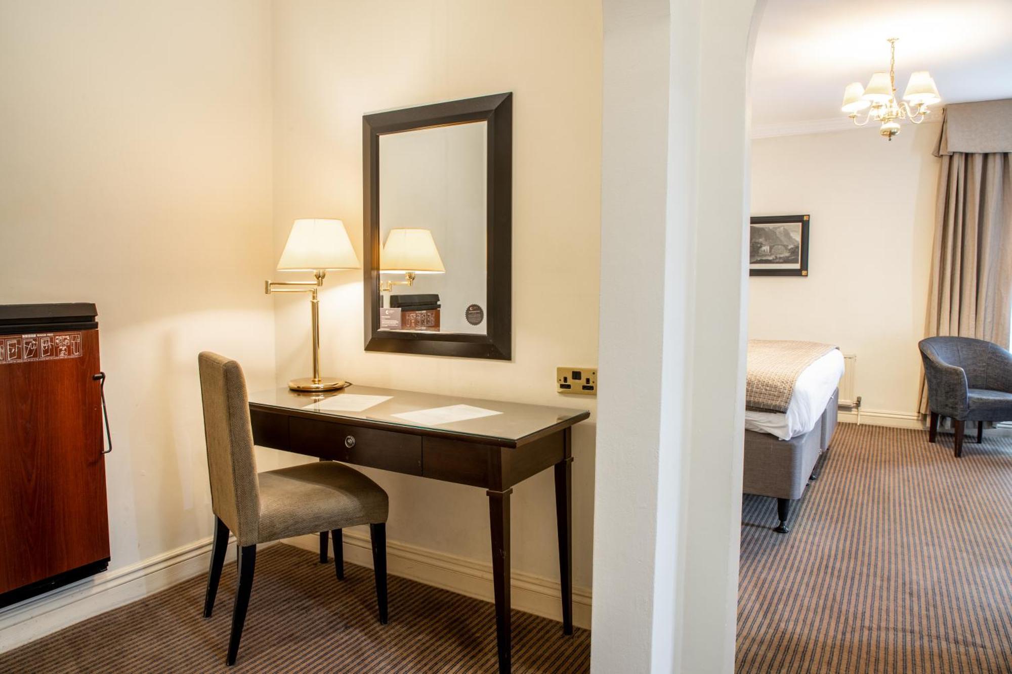 Park House Hotel Шифнал Экстерьер фото