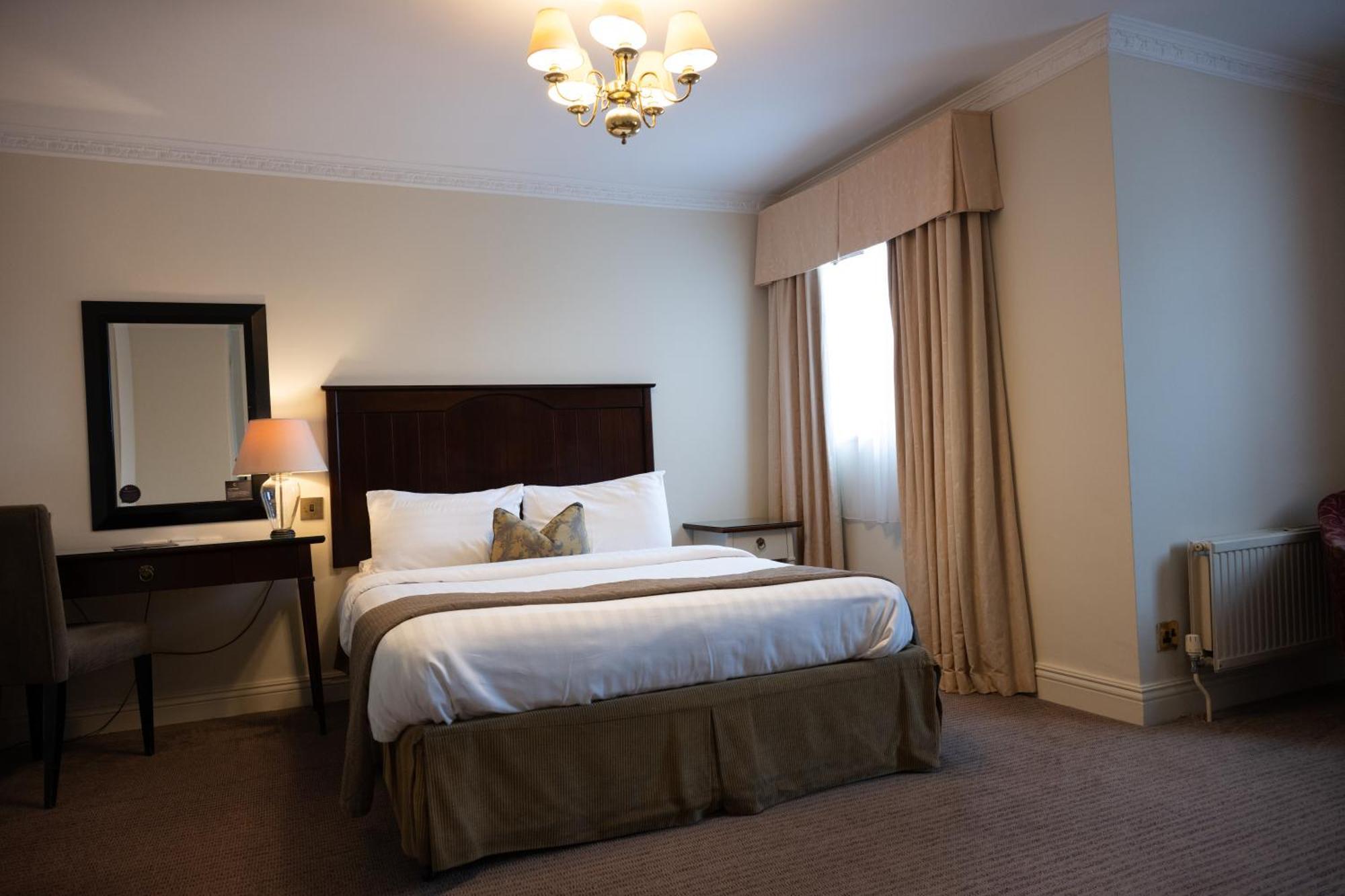 Park House Hotel Шифнал Экстерьер фото