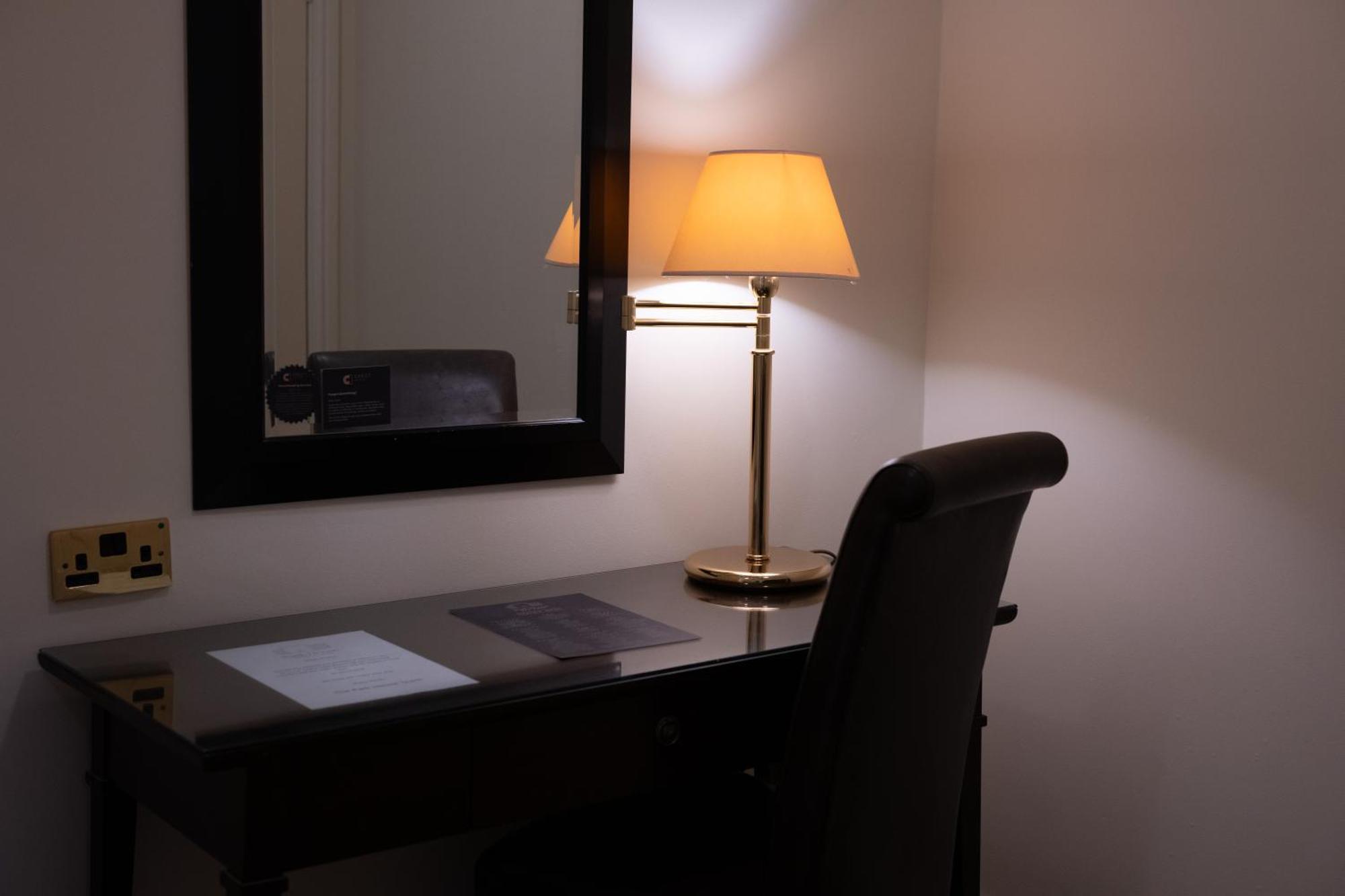 Park House Hotel Шифнал Экстерьер фото